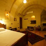 Hotel Vineyard Cave 2*