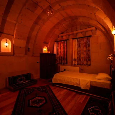 Vineyard Cave 2* Γκόρεμε