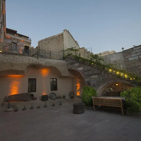 Vineyard Cave Hotel